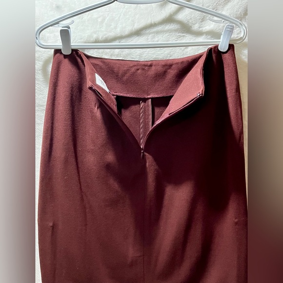 Cabi Boss Skirt - Picture 9 of 11